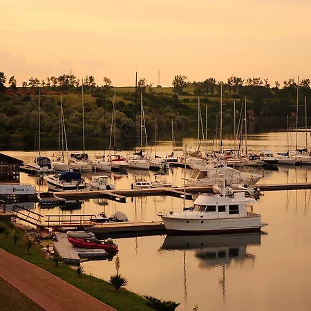Lifeharbour