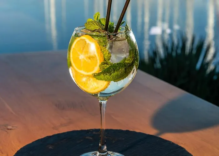 Lifeharbour Resort *